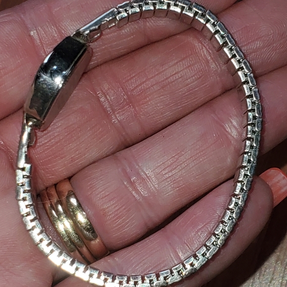 ⌚️VTG Retro Armitron Fashion Quarts Women's Watch with Instruction manual - Picture 10 of 13